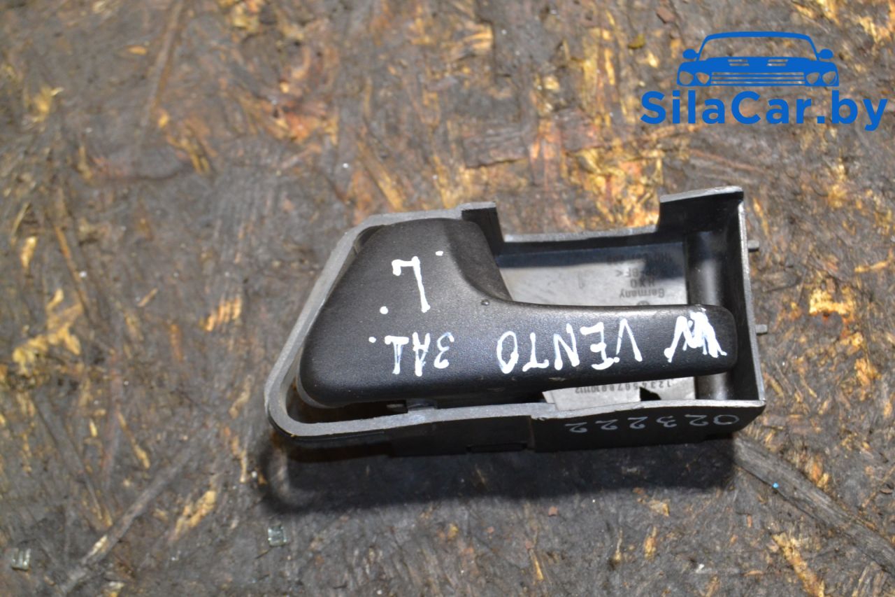 ручка внутренняя задняя левая Volkswagen Vento 1 поколение 1995, седан - фото №1