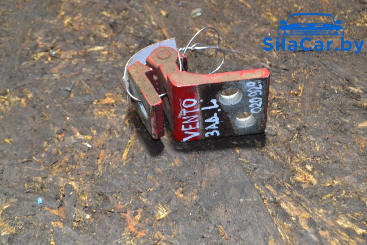 петля двери Volkswagen Vento 1 поколение 1995, седан - фото №1