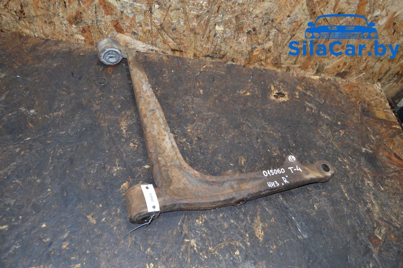 рычаг передний правый Volkswagen Transporter T4 1997 - фото №1