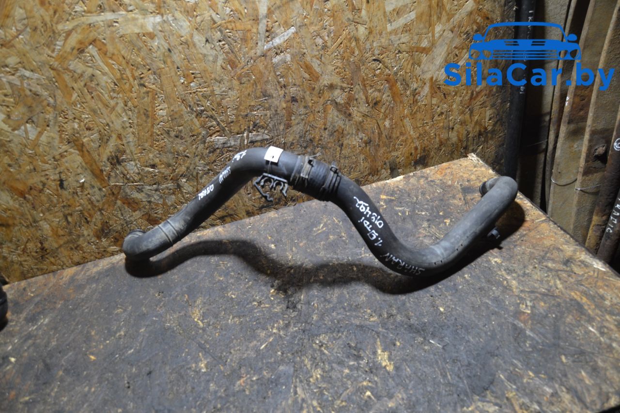 патрубок интеркулера Volkswagen Sharan 1 поколение 1998, 1.9 л., дизель, 7M0145957C, 7M0145955J - фото №1