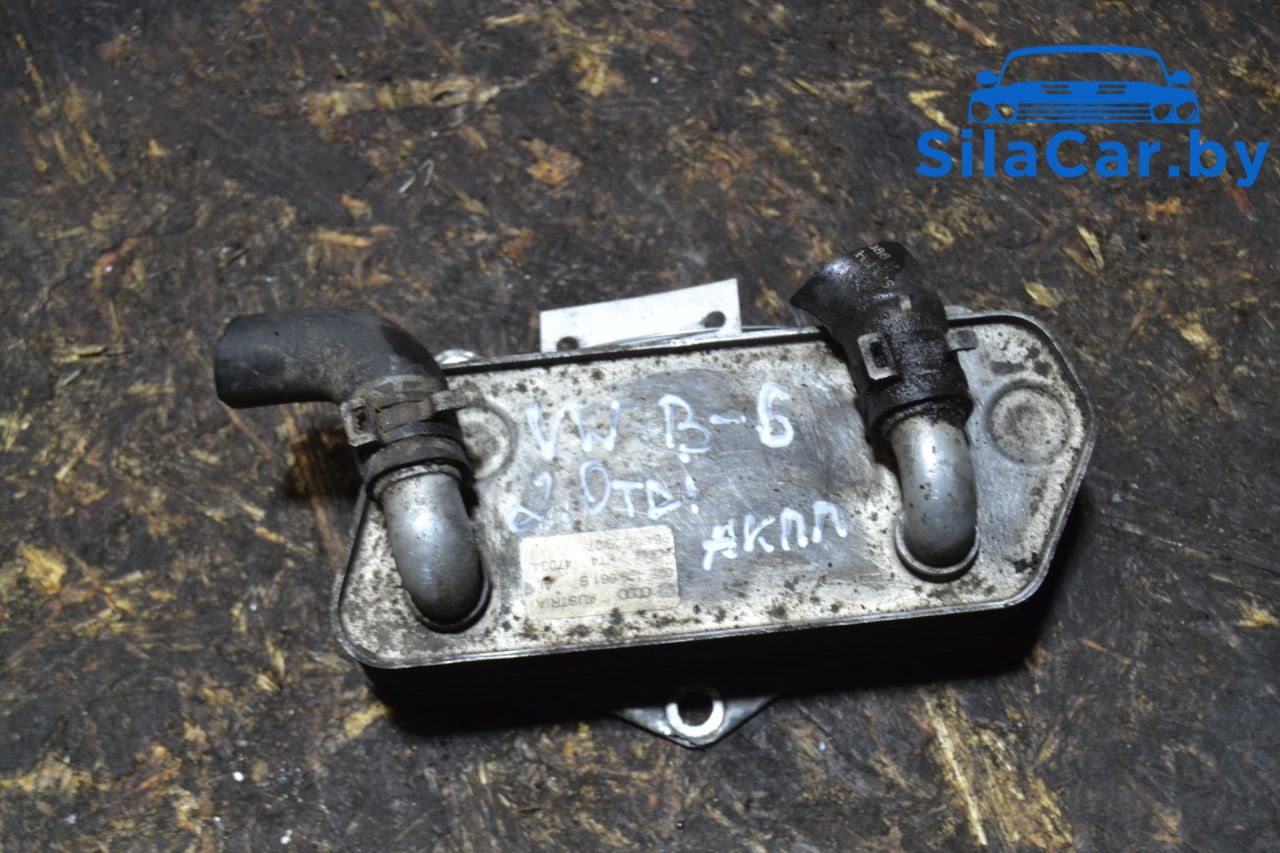 радиатор АКПП Volkswagen Passat B6 2008, 2.0 л., дизель, 02E409061B - фото №1