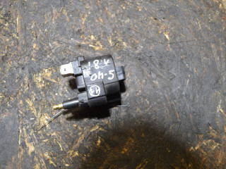 катушка зажигания Volvo S40 1 поколение 1999, 1.8 л., бензин