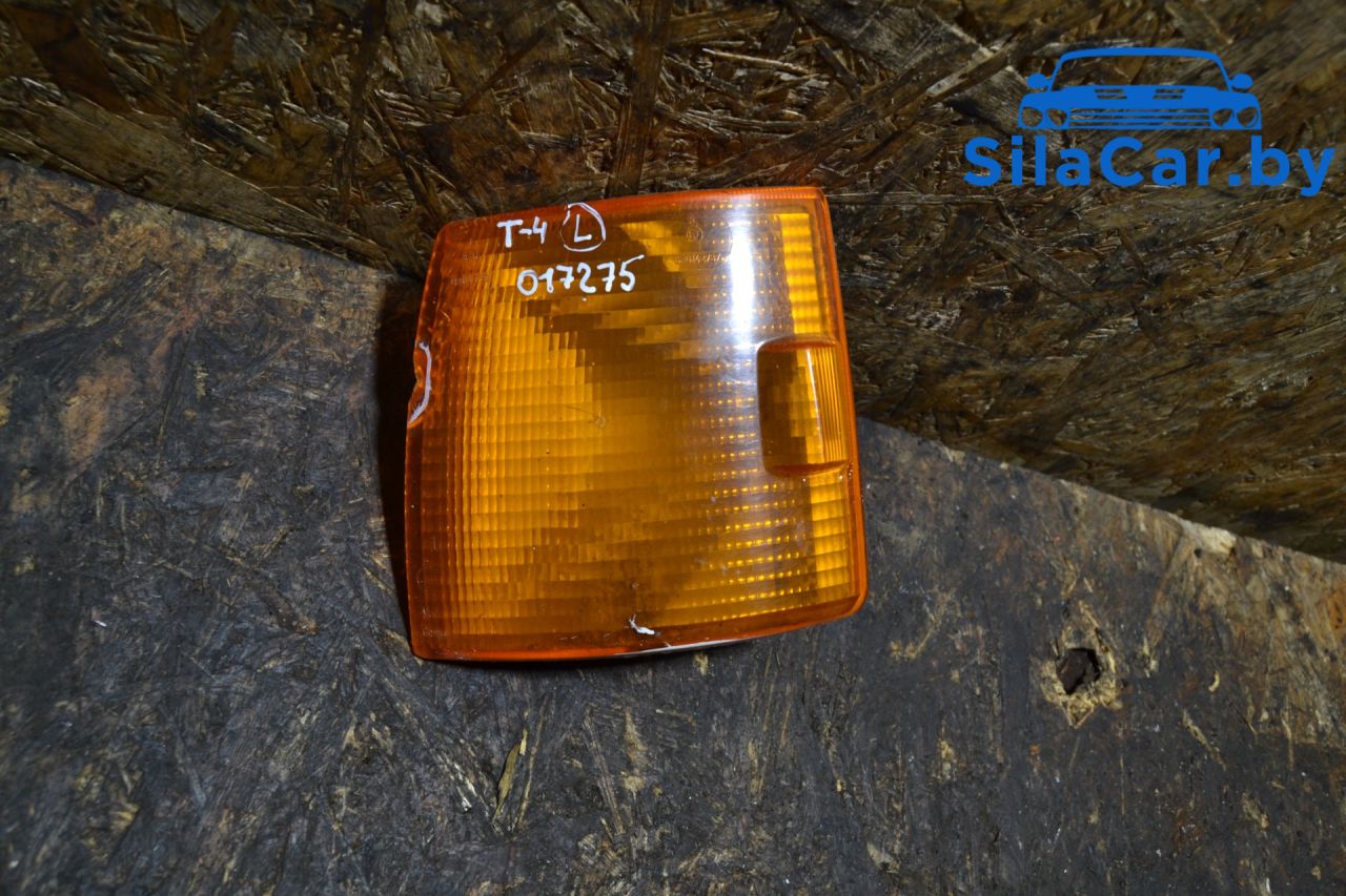 поворотник левый Volkswagen Transporter T4 1998 - фото №1