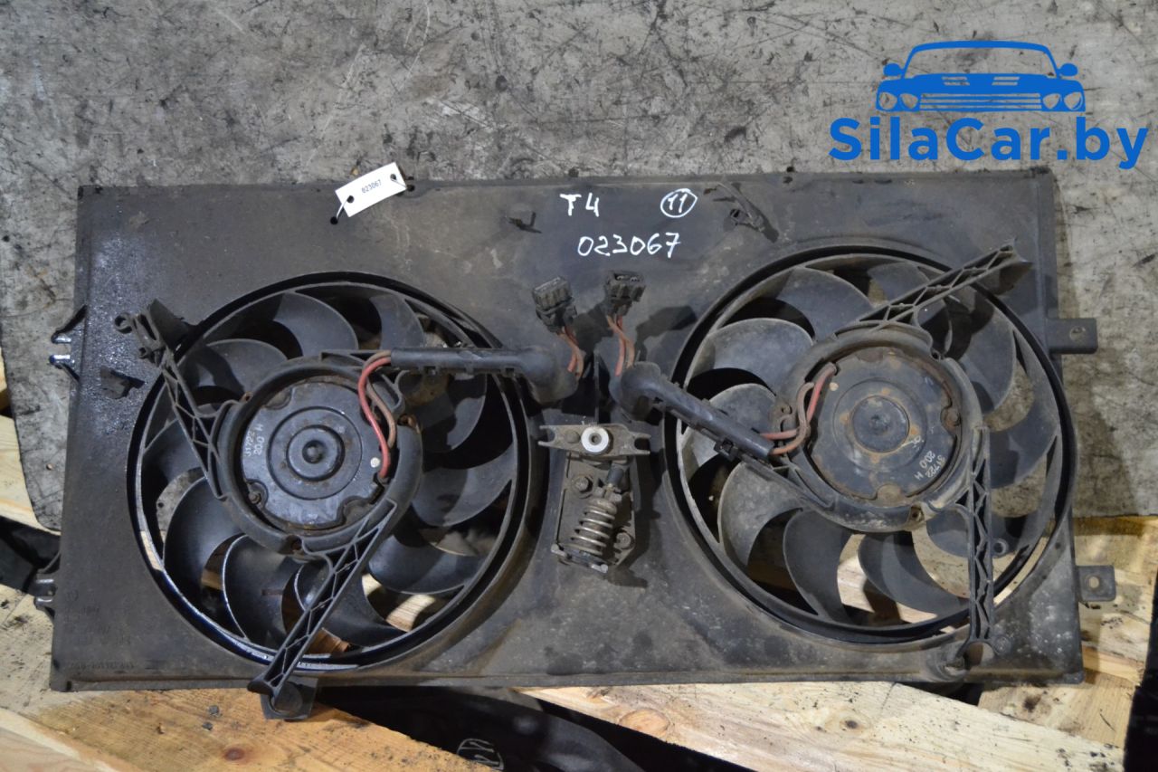 вентилятор радиатора Volkswagen Transporter T4 1997, 701121207B - фото №1