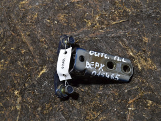 петля двери Mitsubishi Outlander 1 поколение 2004