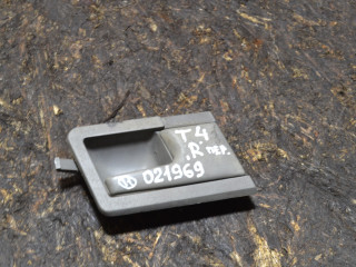 ручка внутренняя передняя правая Volkswagen Transporter T4 (1990 - 2003), 701837020A