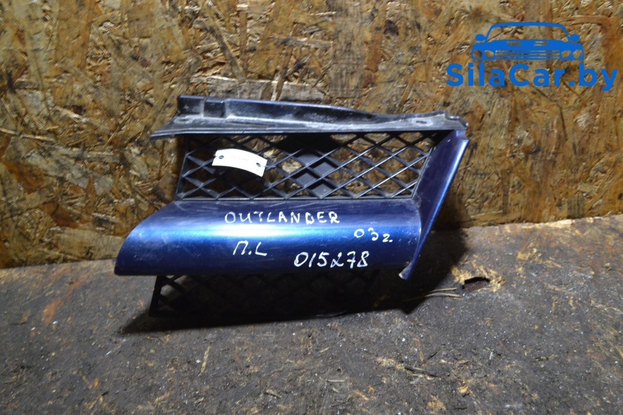 решетка радиатора Mitsubishi Outlander 1 поколение 2004, MR971687 - фото №1