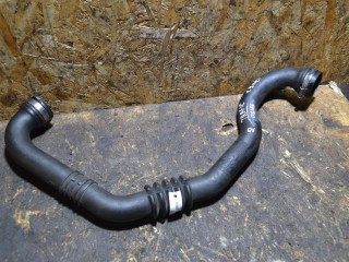 патрубок интеркулера Renault Trafic 2 поколение 2001, 1.9 л., DCi, дизель, 8200273825, 93851706