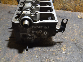 головка блока цилиндров Volkswagen Passat B5 [рестайлинг] 2002, 1.9 л., дизель, МКПП, 038103373R