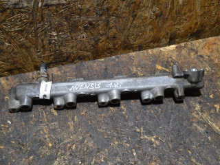 топливная рампа Toyota Avensis 2 поколение (T250) (2003 - 2006), 2.0 л., 1AZ-FSE, бензин, МКПП