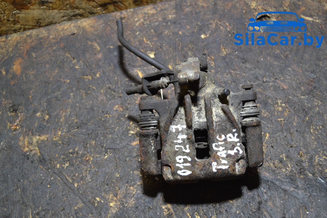 суппорт задний правый Renault Trafic 2 поколение 2003 - фото №1