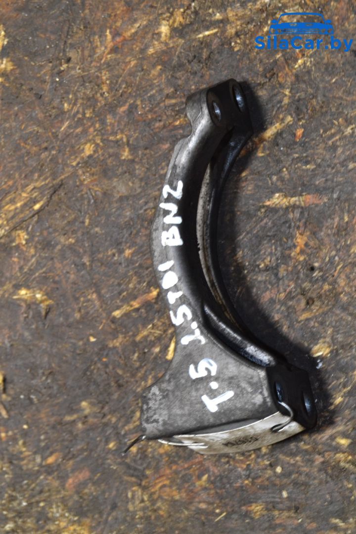 кронштейн компрессора кондиционера Volkswagen Transporter T5 2007, 2.5 л., AXE, дизель, 070260885A - фото №1