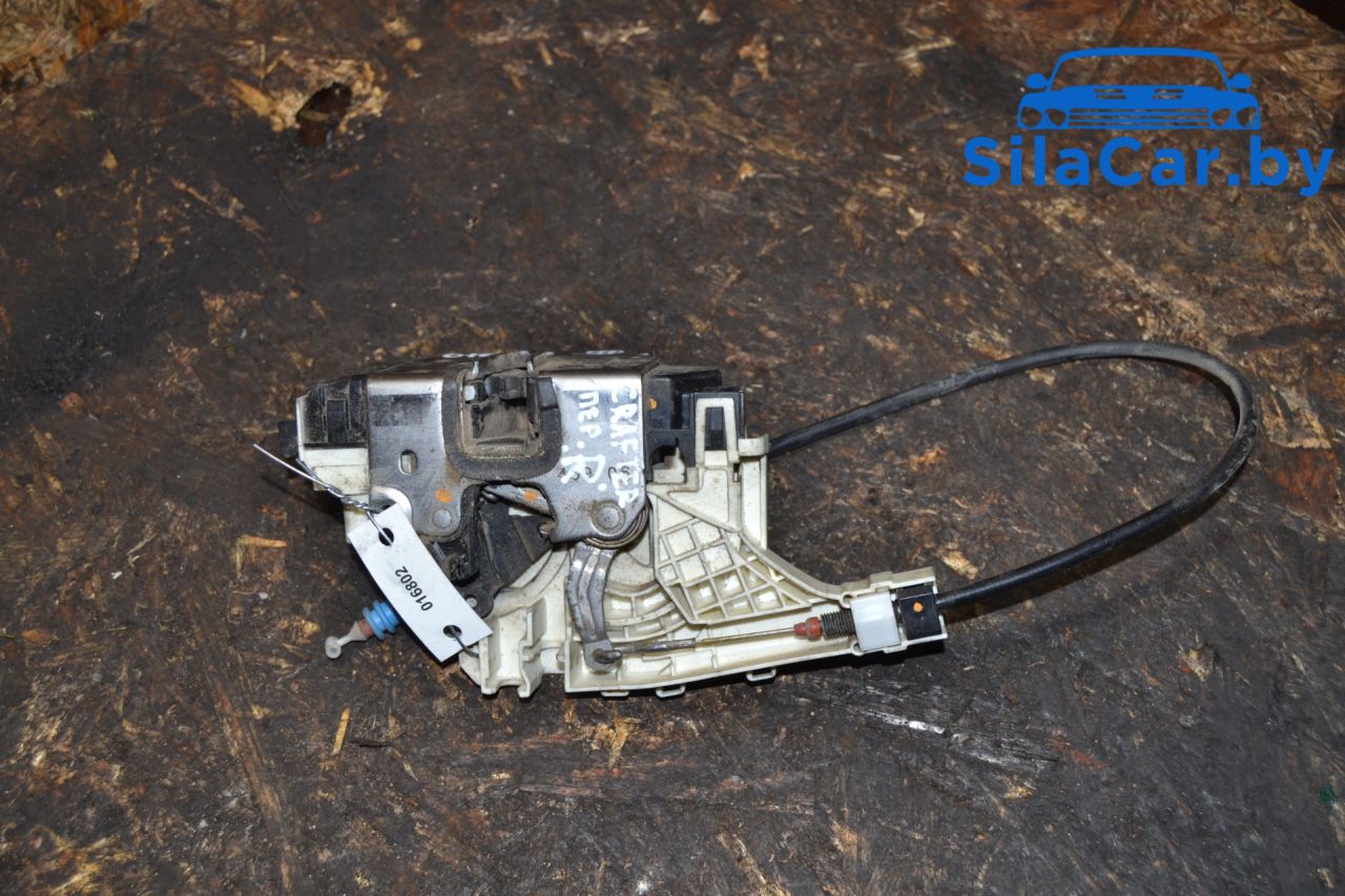 замок двери передней правой Volkswagen Crafter 1 поколение 2008 - фото №1