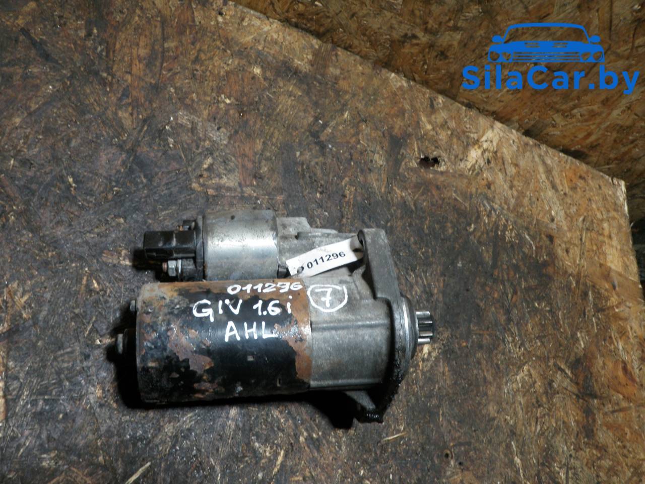 стартер Volkswagen Golf 4 поколение 1999, 1.6 л., бензин, МКПП - фото №1