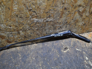 щеткодержатель (поводок стеклоочистителя, дворник) Volkswagen Crafter 1 поколение 2009, 2.5 л., дизель, МКПП, A0018205944