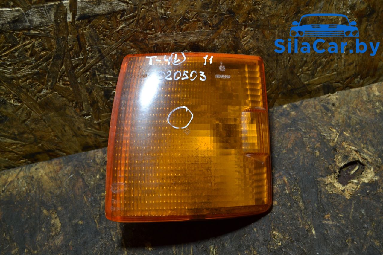 поворотник левый Volkswagen Transporter T4 1998 - фото №1