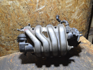 коллектор впускной Volkswagen Golf 5 поколение (2003 - 2009), 2.0 л., FSI, AXW, бензин, МКПП, 06F133210D