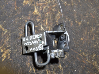 петля двери Volkswagen Golf 5 поколение 2007, 2.0 л., дизель, хетчбэк 5 дв., 1K0831412P