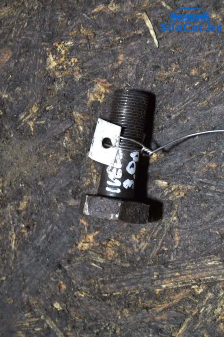 болт двигателя IVECO Daily 5 поколение (2011 - 2014), 3.0 л., дизель - фото №1