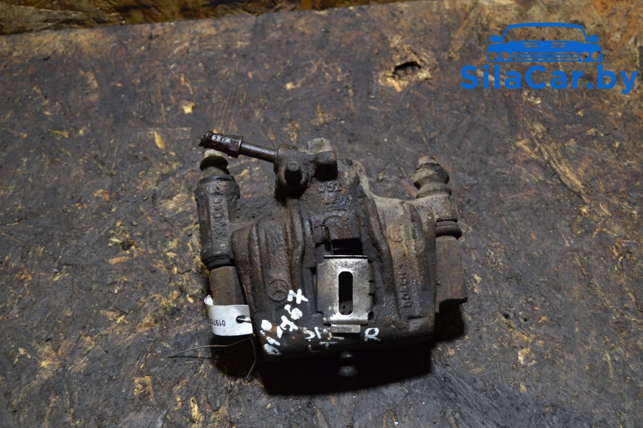 суппорт задний правый Volkswagen LT 2 поколение 2001, 2.5 л., дизель - фото №1