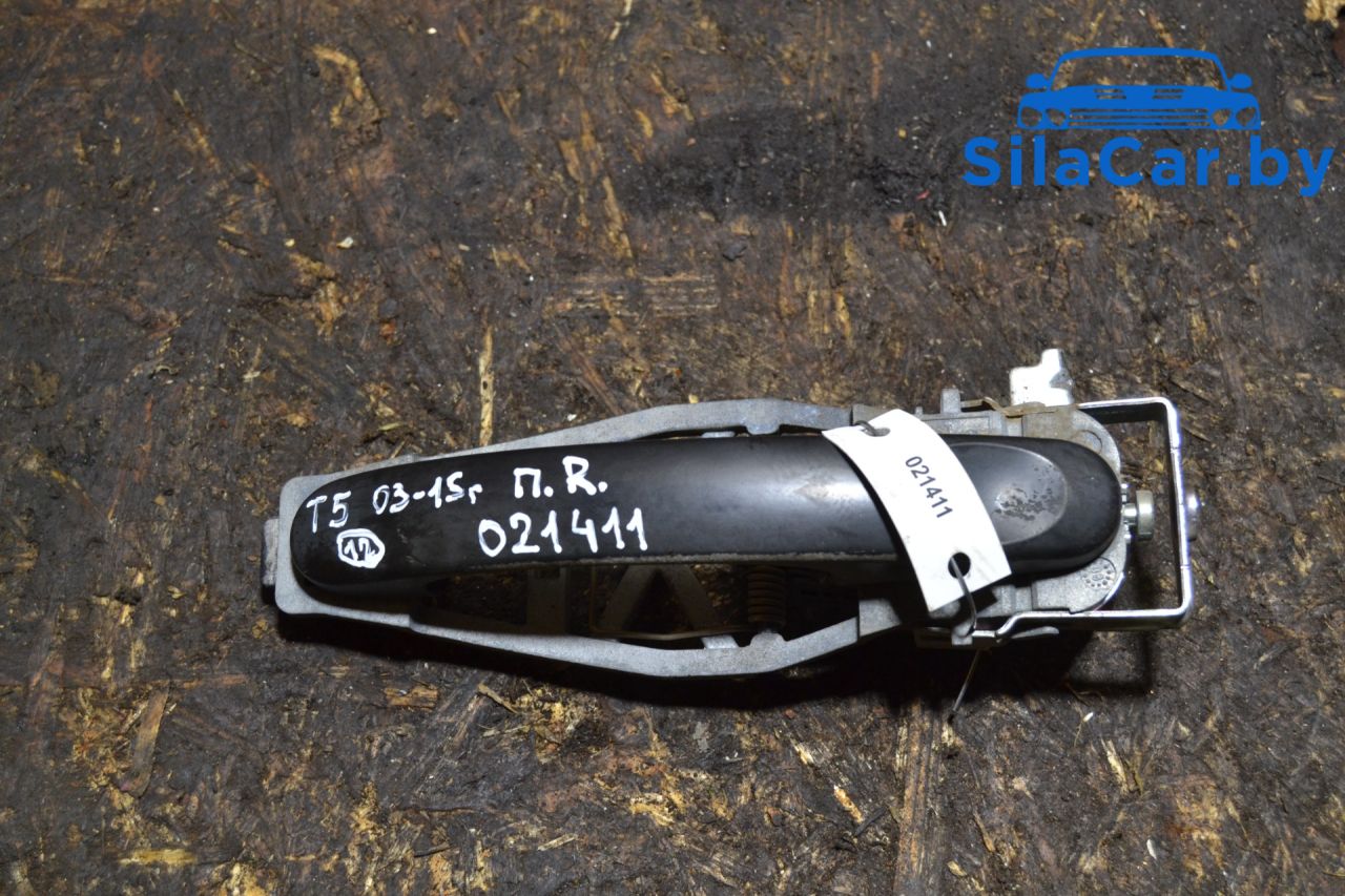 ручка наружная Volkswagen Transporter T5 2007, 2.5 л., дизель - фото №1