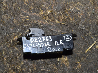 кнопка стеклоподъемника двери Mitsubishi Outlander 1 поколение 2004, MR502237