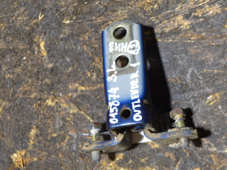 петля двери Mitsubishi Outlander 1 поколение 2004