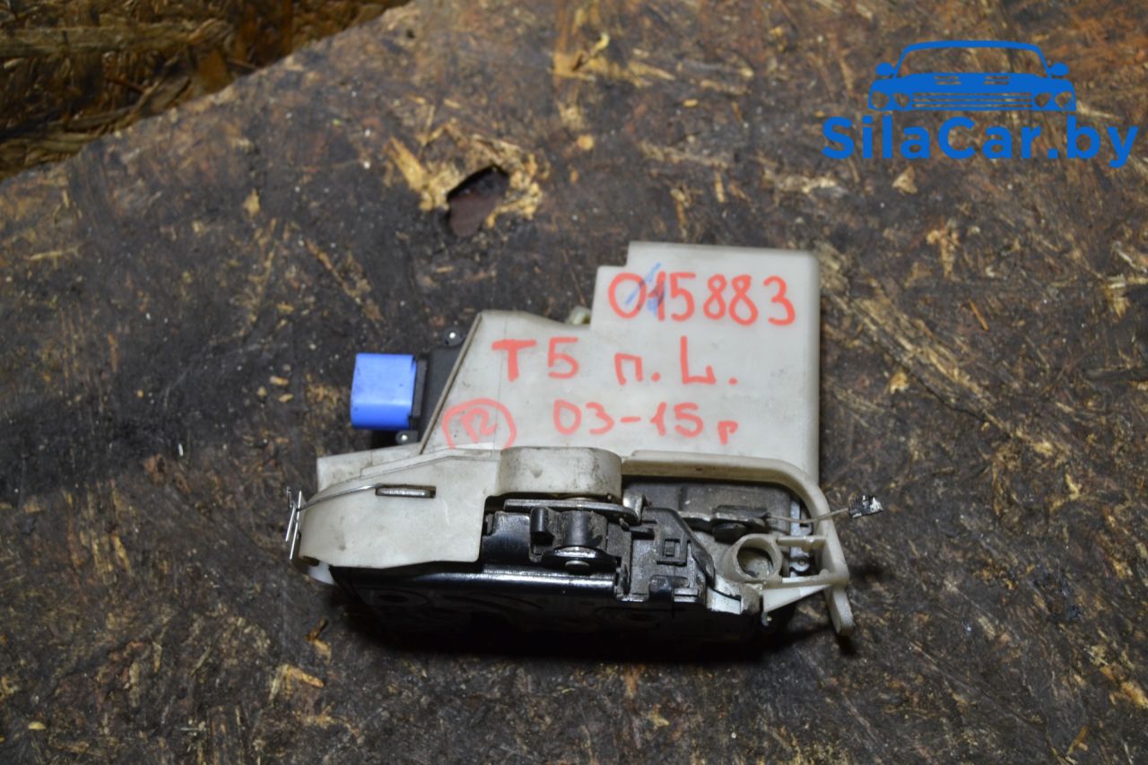 замок двери передней левой Volkswagen Transporter T5 2004 - фото №1
