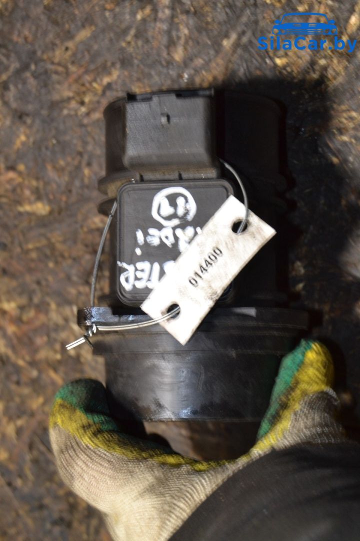 расходомер воздуха Renault Master 2 поколение 2002, 2.2 л., дизель, 7700314057, 5WK9609 - фото №1