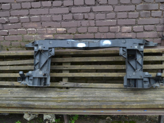 передняя панель крепления облицовки (телевизор) Volkswagen Crafter 1 поколение 2009, 2.5 л., дизель, МКПП