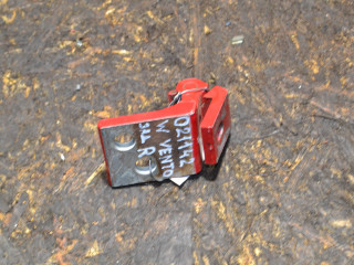 петля двери Volkswagen Vento 1 поколение 1995, седан