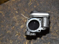заслонка дроссельная Volkswagen Golf 5 поколение (2003 - 2009), 2.0 л., FSI, AXW, бензин, МКПП, 06F133062 - фото №3