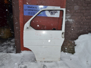 дверь передняя левая Volkswagen Transporter T4 1999