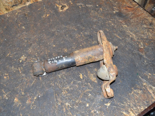 амортизатор передний правый Volkswagen Transporter T4 (1990 - 2003)