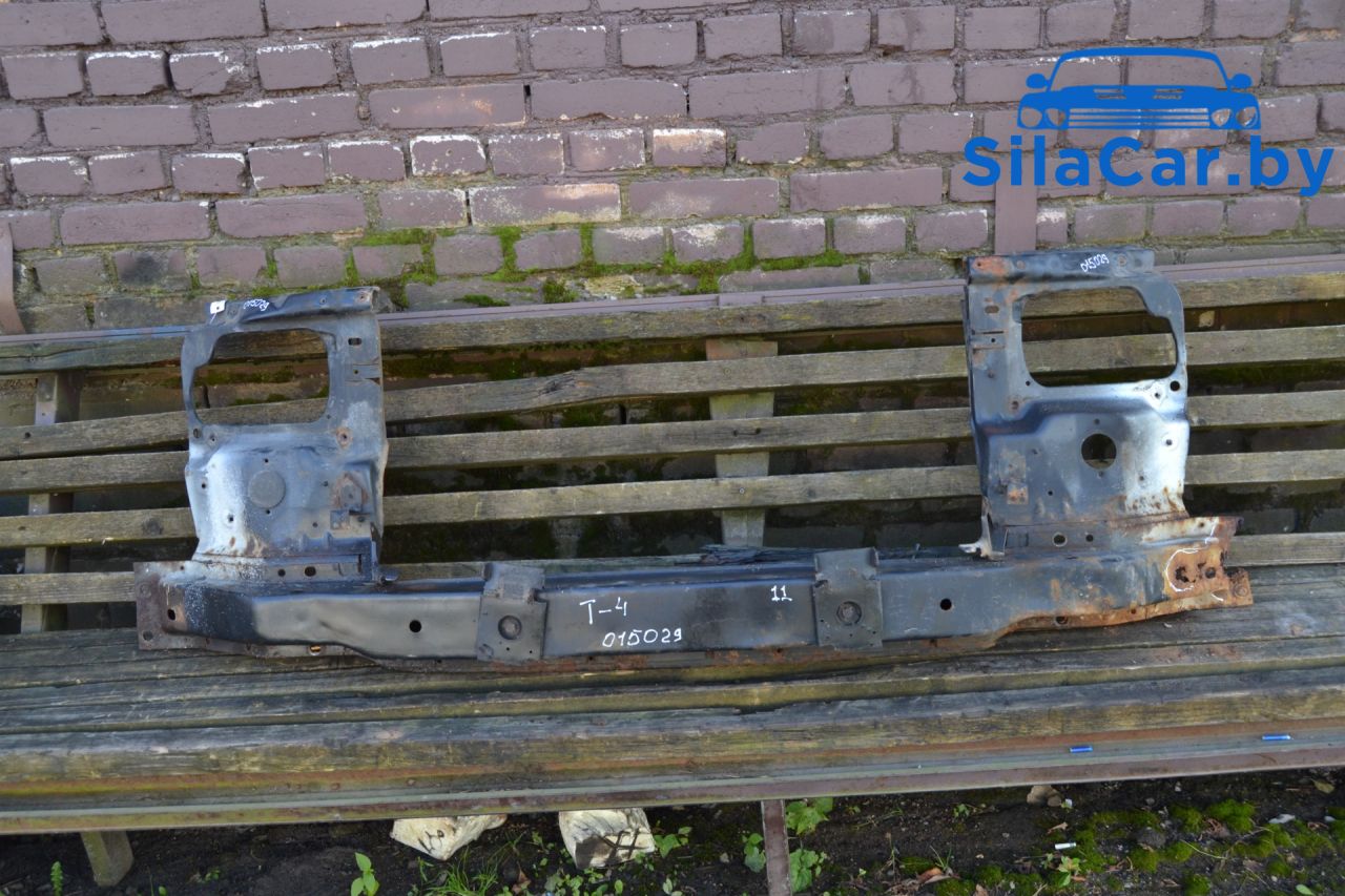 передняя панель крепления облицовки (телевизор) Volkswagen Transporter T4 1996 - фото №1