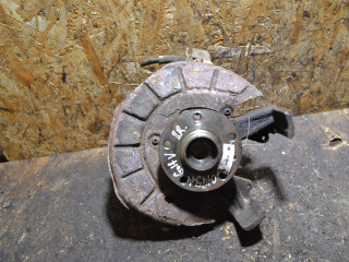 кулак поворотный правый Volkswagen Golf 5 поколение (2003 - 2009)