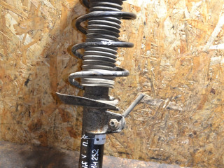 стойка передняя правая Volkswagen Golf 5 поколение (2003 - 2009)