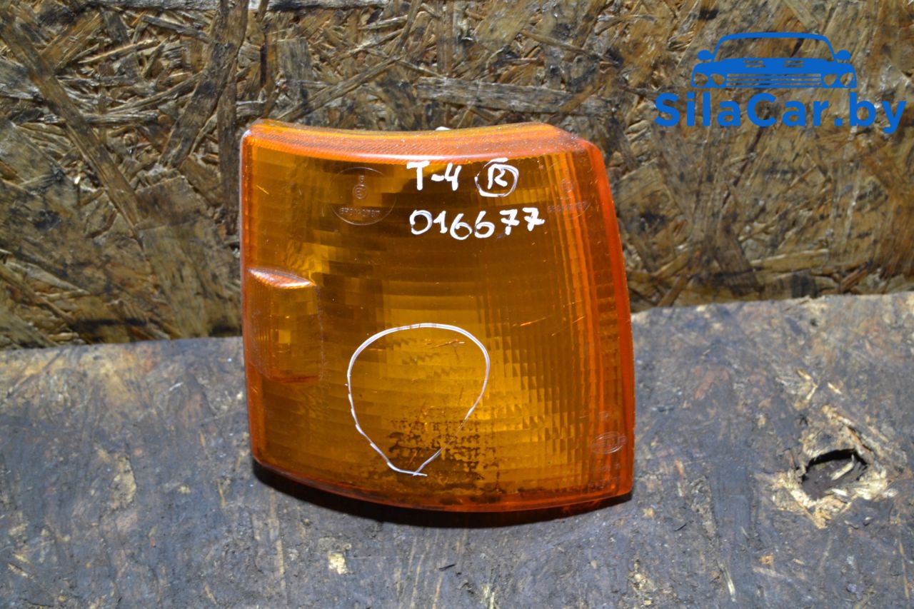 поворотник правый Volkswagen Transporter T4 1998 - фото №1