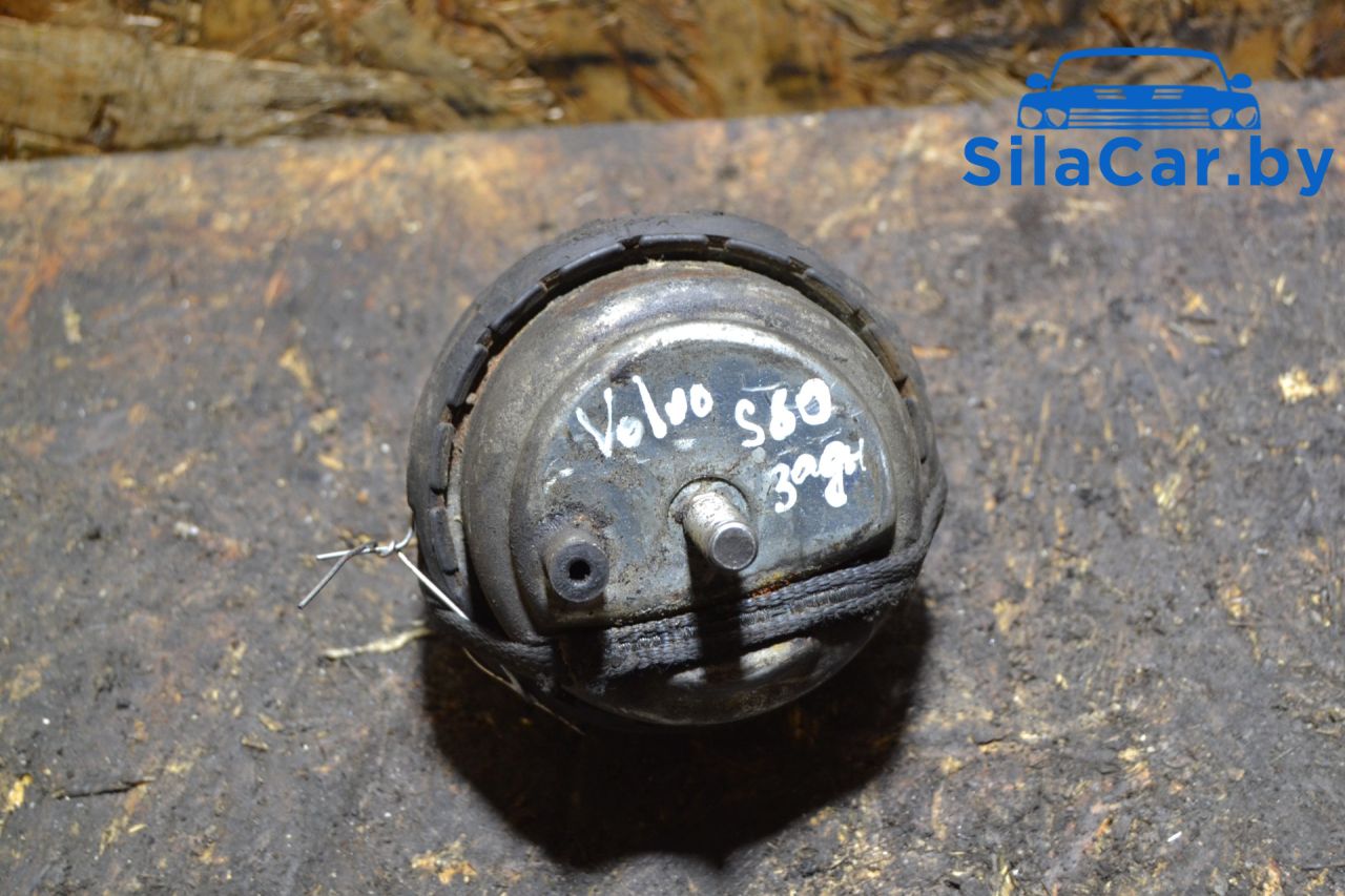 подушка крепления двигателя Volvo S60 1 поколение 2004, 2.4 л., дизель - фото №1