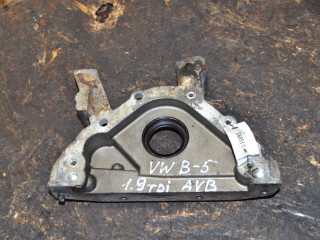 крышка двигателя передняя Volkswagen Passat B5 [рестайлинг] 2001, 1.9 л., AVB, дизель, 038103153D