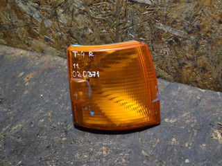 поворотник правый Volkswagen Transporter T4 1998