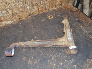 рычаг передний левый Volkswagen Transporter T4 1997