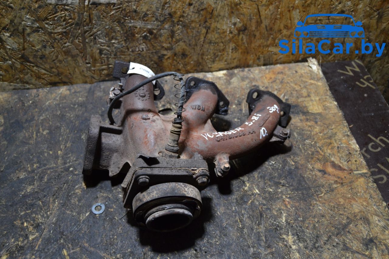 коллектор выпускной Chrysler Voyager 4 поколение (2001 - 2004), 3.3 л., бензин, АКПП, 04781039AA - фото №1