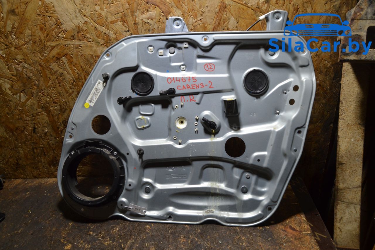 стеклоподъемник электрический передний правый Kia Carens 2 поколение (2002 - 2006), 2.0 л., CRDi, D4EA, дизель, 824801D230 - фото №1