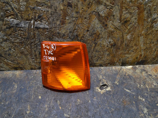 поворотник правый Volkswagen Transporter T4 1998