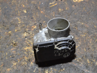 заслонка дроссельная Toyota Prius 3 поколение (2009 - 2011), 1.8 л., 2ZR-FXE, бензин, 2203037060