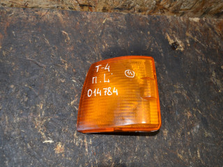 поворотник левый Volkswagen Transporter T4 1998, 701953049