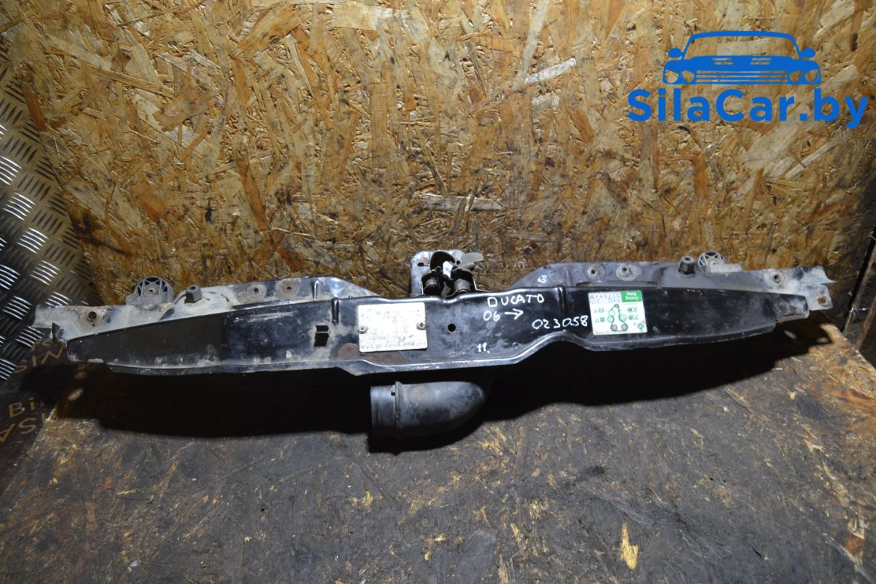 рамка капота Fiat Ducato 3 поколение 2008 - фото №1