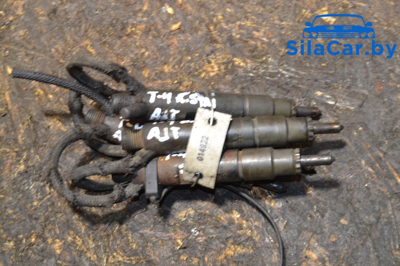 форсунка Volkswagen Transporter T4 (1990 - 2003), 2.5 л., AJT, дизель, 074130202N - фото №1