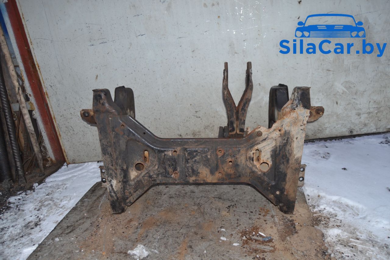 балка подвески передняя (подрамник) Volkswagen Transporter T4 1998 - фото №1